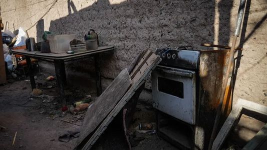 La travesura que terminó mal e incendió su hogar: la dura historia de una familia que lo perdió todo