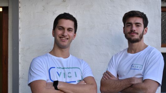 Los emprendedores que con inteligencia artificial escalan su negocio de pedidos a domicilio