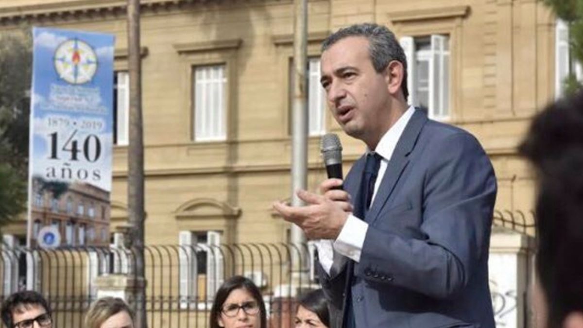 El intendente de Rosario pidió que pongan presos a los responsables de las quemas en Entre Ríos