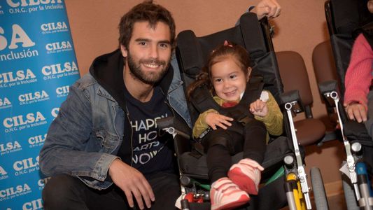 Nicolás Furtado: Gracias por incluir a los artistas y permitirnos difundir estas acciones solidarias