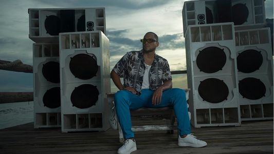 Luego del hit mundial “Banana”, la estrella del pop jamaiquino Conkarah lanza su nuevo single