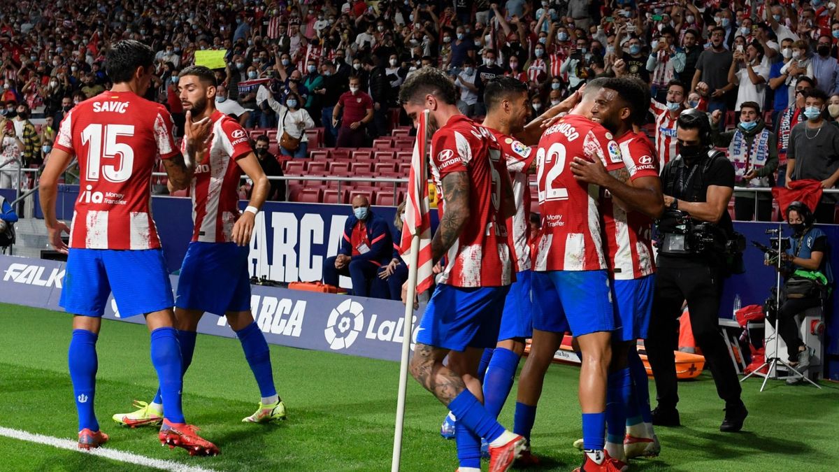 Luis Suárez festeja el gol del Atlético de Madrid ante el Barcelona.&nbsp;