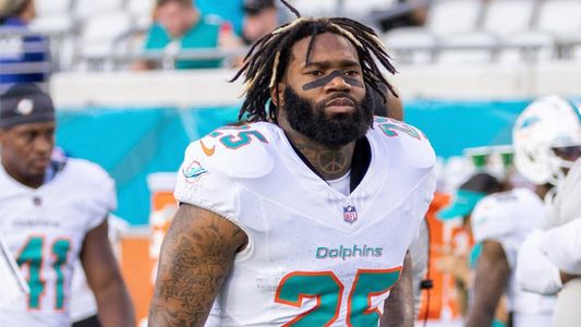 Acusaron a una estrella de la NFL de dejar embarazadas a cuatro mujeres al mismo tiempo