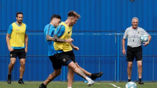 Alfaro probó con Tevez, Ábila y Almendra de titulares para dar vuelta la serie ante River por la Copa