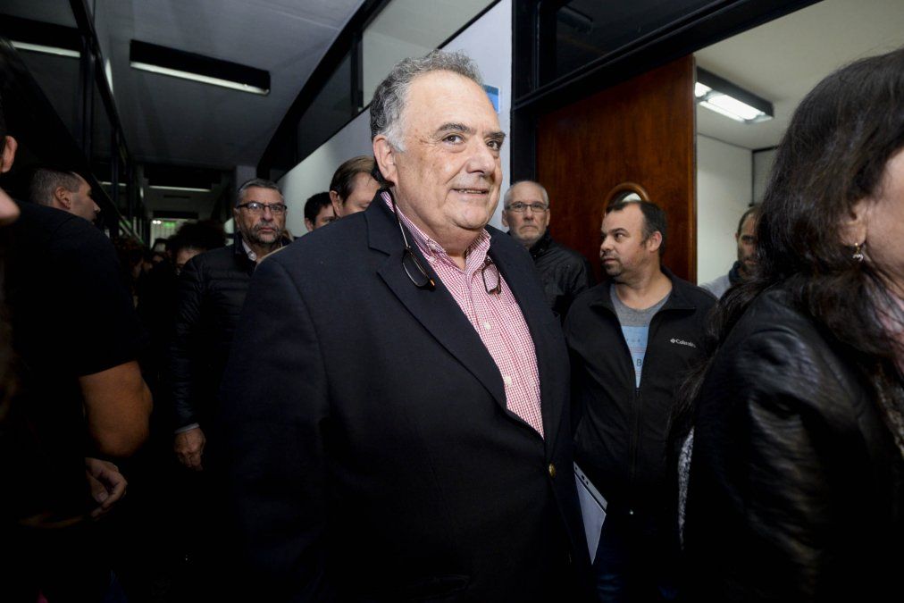 Tras el escándalo del vacunatorio vip, Eduardo Valdés y Jorge Taiana no viajarán a México con Alberto Fernández