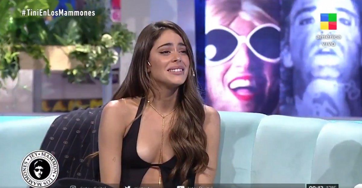 La emoción y el mensaje de Tini Stoessel en Los Mammones