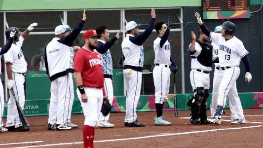 Lima 2019: la Selección de sóftbol estrenó su título de campeón mundial con un triunfo ante México