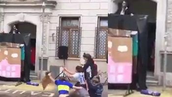 polemico acto escolar con una imitacion de cristina, planeros y planeras y lluvia de polenta polemico acto escolar con una imitacion de cristina, planeros y planeras y lluvia de polenta