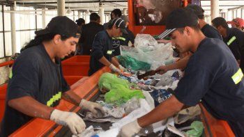 Cartoneros de la CTEP reclaman contra la instalación de contenedores antipobres
