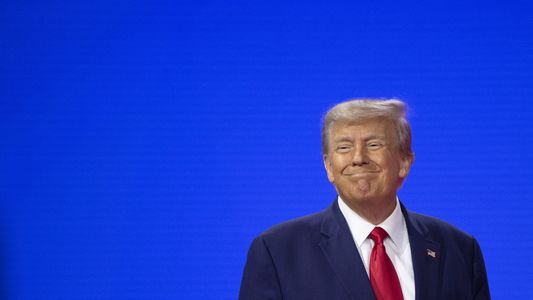 Donald Trump se presentará el martes ante la Justicia, pero sus abogados aseguran que no será esposado