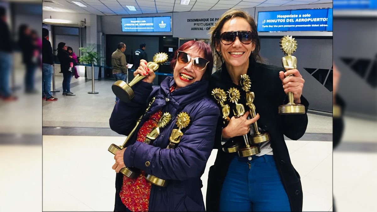 Irún e Ivanova en su llegada al aeropuerto Silvio Pettirossi