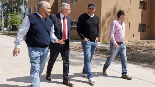 Ezeiza: Maggiotti, Fernández y Granados recorrieron 252 viviendas que se construyen con fondos nacionales