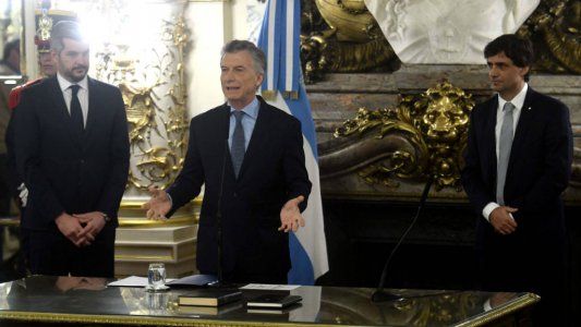 El blooper de Mauricio Macri en la jura de Lacunza: Gracias por acompañarnos tan temprano este lunes”