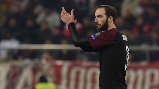 Milan se cae a pedazos: perdió ante Olympiacos y quedó eliminado en la fase de grupos