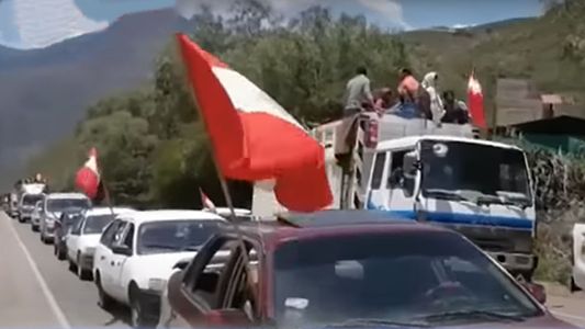 Perú: avanza la marcha toma de Lima en protesta contra el gobierno de Dina Boluarte