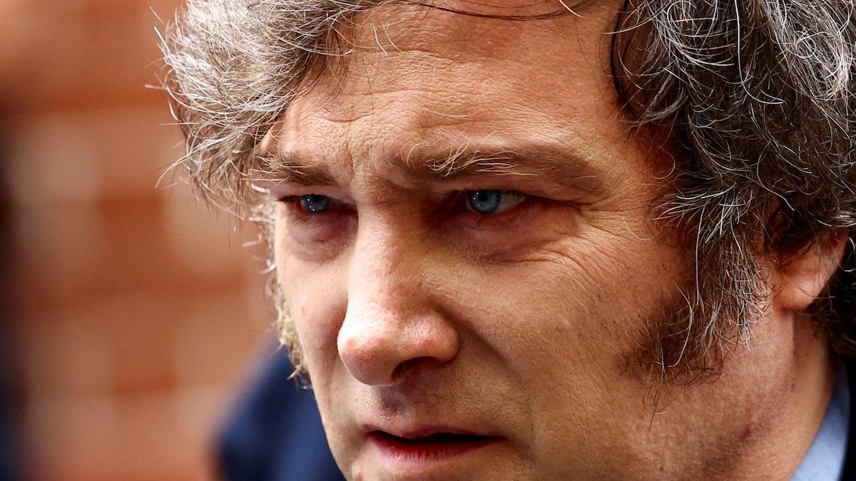 Javier Milei quedó envuelto en un escándalo al promocionar una criptomoneda (Foto: Reuters).