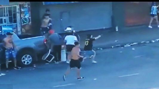 Locura y tiros sobre la Panamericana durante los festejos por la llegada de la Selección