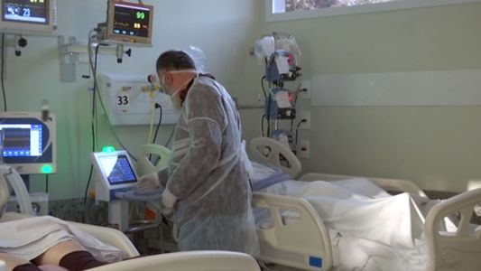 Brasil, con récord de contagios en un día, está a las puertas de una tercera ola