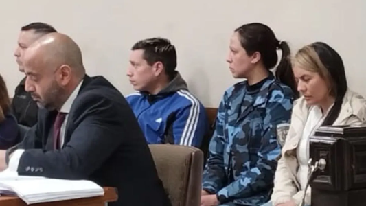 Condenaron a la madre y al padrastro de León Aquino: el bebé murió con una aguja clavada en la espalda