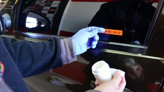 Sacar turno: Grabado de Autopartes