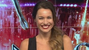 Pampita tomando sol en Miami