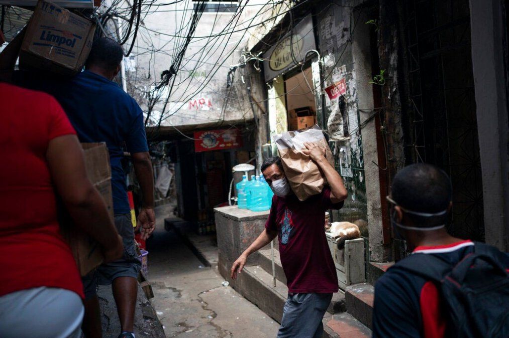 Temen que en Brasil haya 300.000 infectados de COVID-19 no detectados