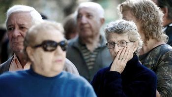 Atención JUBILADOS: a quienes no le corresponde el bono de $ 70 mil en ABRIL