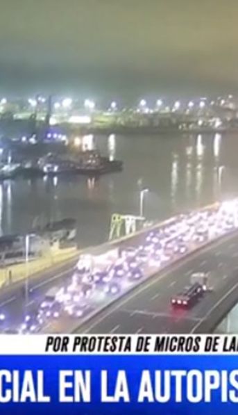 Protesta de dueños de micros de turismo genera caos en el acceso a la Ciudad de Buenos Aires