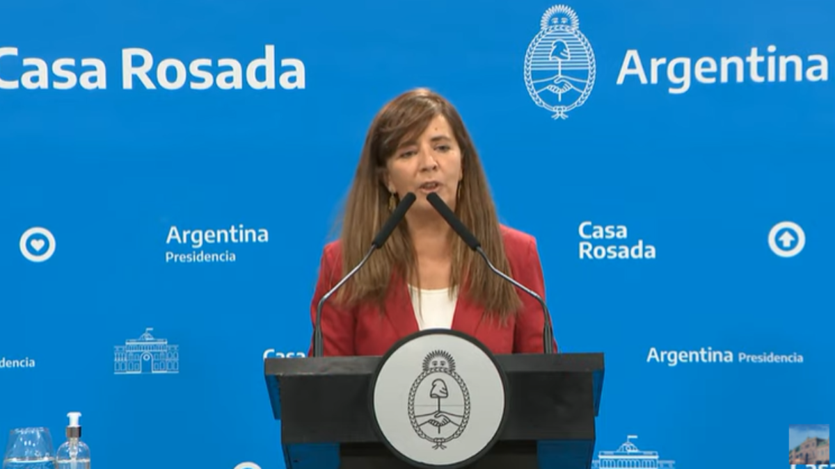 Gabriela Cerruti brindó su primera conferencia de prensa desde que es portavoz de la Presidencia. 