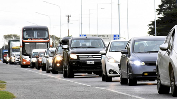 Cuánto cuesta viajar en auto a la Costa Atlántica tras las bajas en los combustibles