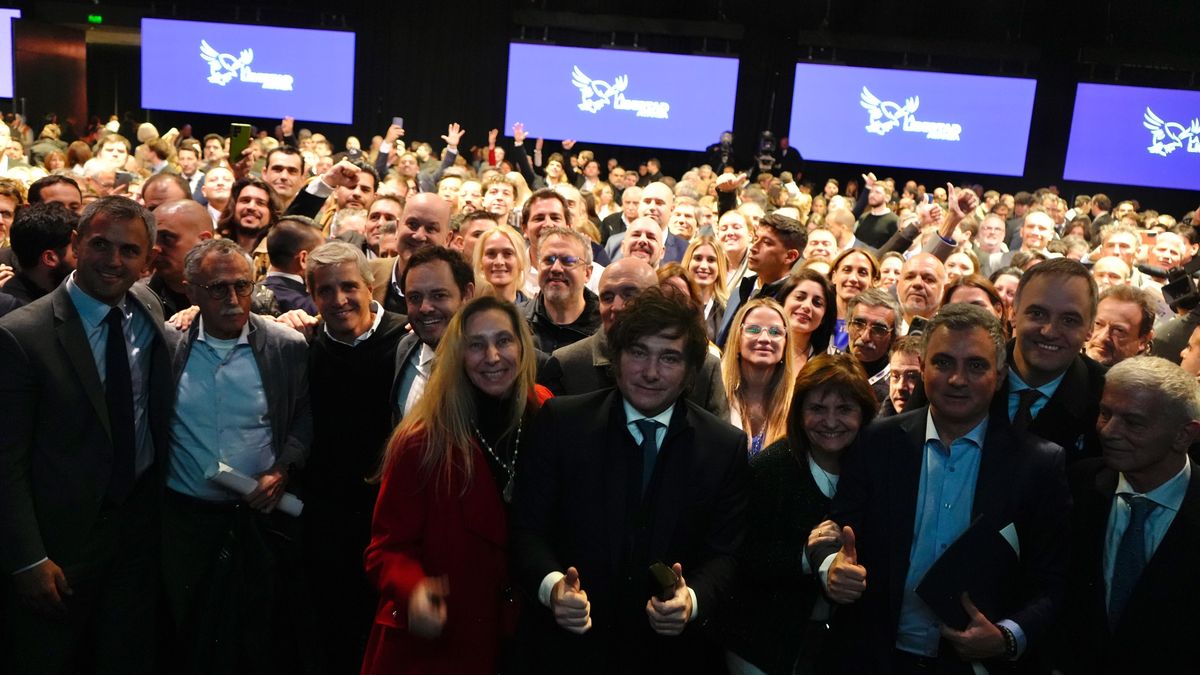 Presidente Javier Milei desembarcó con La  Libertad Avanza en un acto en la provincia de Buenos Aires. Foto LLA.