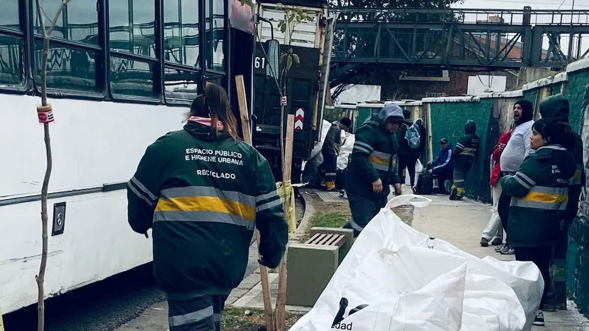 El Gobierno porteño cruza a Grabois y elimina el financiamiento del traslado de cartoneros del Conurbano