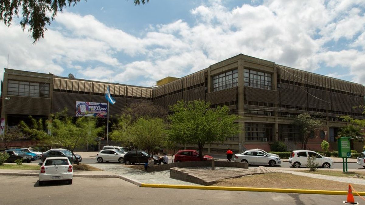Pelea entre un jefe de cátedra y un profesor generó escándalo en una reconocida Universidad