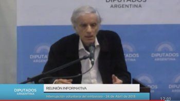 El feto no es una vida humana, es una larva: el provocador argumento de Juan José Sebreli, a favor de la legalización del aborto