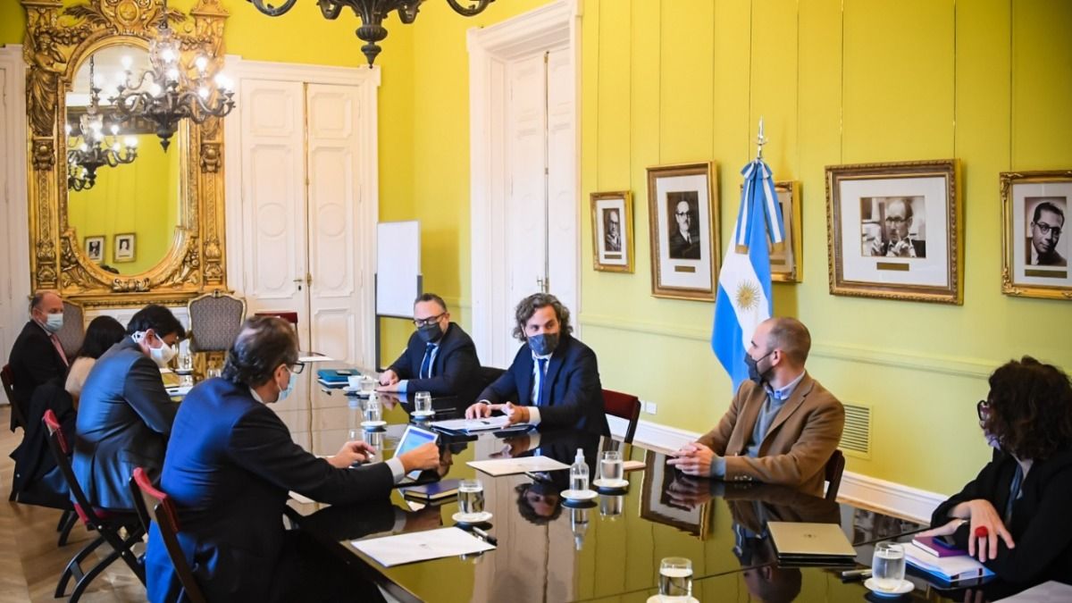 Se aprobaron más de 150 mil créditos a tasa cero para monotributistas.