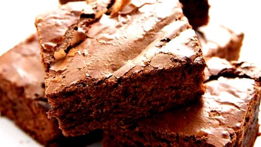 Un joven llevó brownies locos con marihuana a una escuela de Jujuy y tres de sus compañeros de colegio se descompensaron