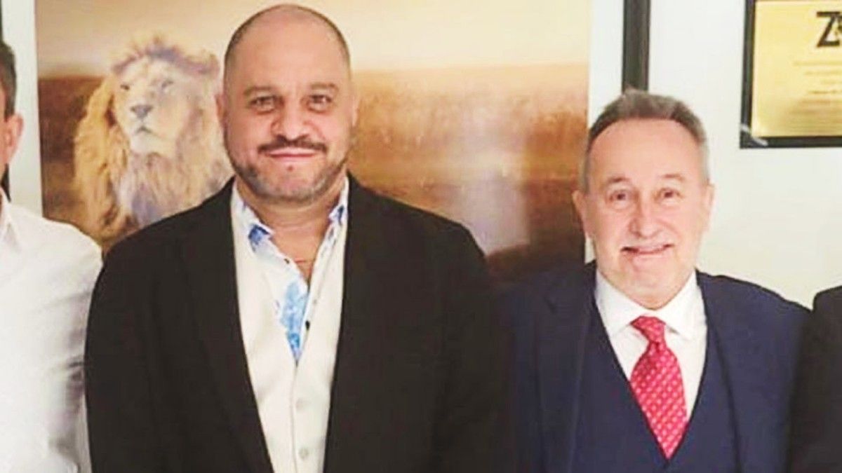 Héctor Yrimia junto a Cositorto.&nbsp;