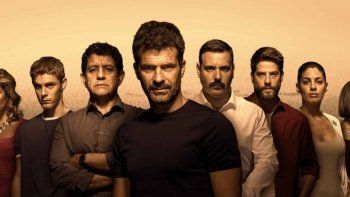 Mar de plástico en Netflix: ¿qué series tratan un tema similar?