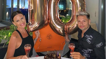 ¡Festejo en Dubái! 10 años de amor para Natalie Weber y Mauro Zárate