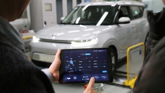 El Grupo Hyundai prepara el control del rendimiento de un auto eléctrico con el celular
