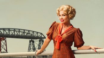 Lorena Paola: Las mujeres en los años treinta eran más femeninas, tenían otro porte, otro andar