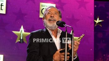 guillermo francella se destaco y gano el martin fierro de cine 2024 a mejor actor de serie