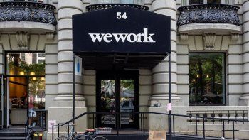 La japonesa Softbank rescata a WeWork de sus problemas financieros y de un excéntrico fundador