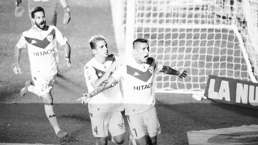 Copa Diego Maradona: Vélez le ganó 3-1 a Central en San Juan y se quedó con la Zona Complementaria