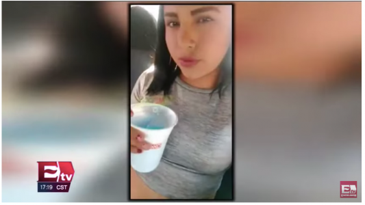 Policía arma una fiesta con menores en su patrullero