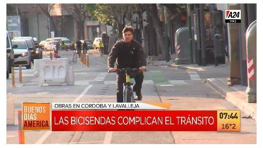 Caos de tránsito por las obras de la bicisenda en Av. Córdoba y Lavalleja