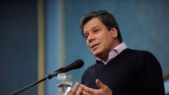 Facundo Manes criticó al gobierno porteño por la prohibición del lenguaje inclusivo: Es fulbito para la tribuna