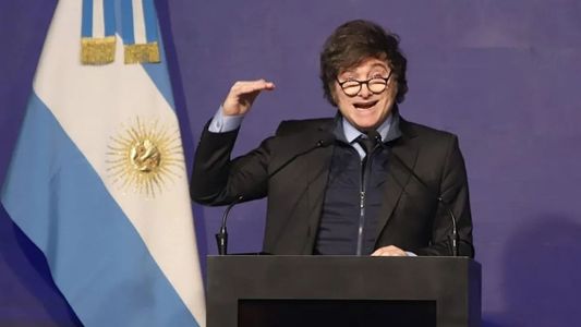 La furia de Javier Milei por el aumento de los senadores: Cobrar 9 millones es una traición al pueblo trabajador