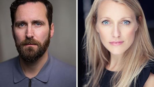 La miniserie de Netflix con 6 episodios que revive la caída de una dinastía y es un éxito inesperado