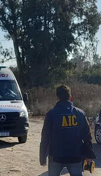 Doble crimen en Rosario: hallan los cadáveres de dos mujeres en un camino rural de Pérez